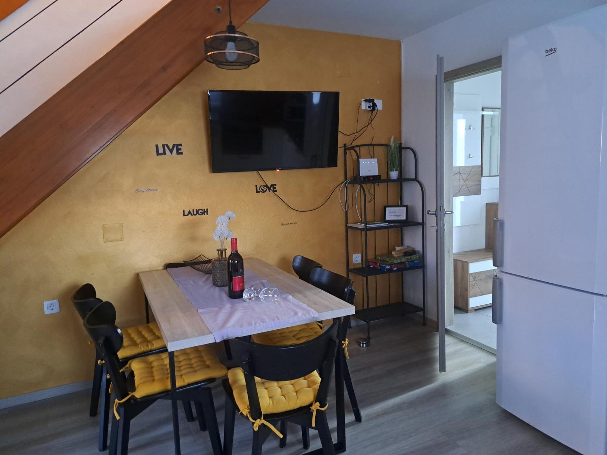Aparthouse Alfa1 Aparthotel Catez ob Savi Exterior photo